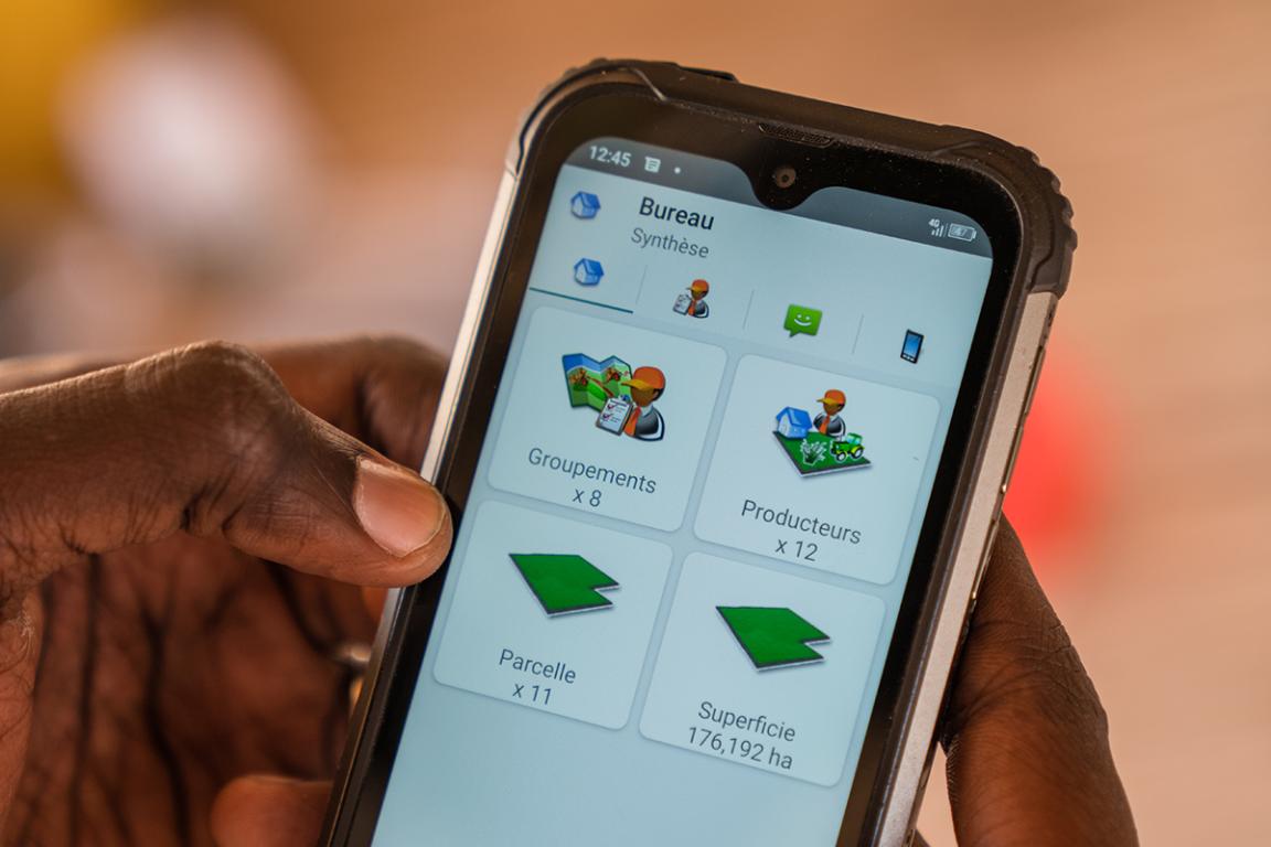 Hands holding a smartphone