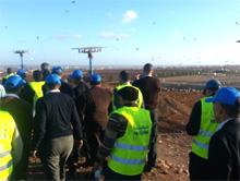 Maroc. Visite de la décharge d’El Jadida, éclairée par des torches au gaz. © GIZ