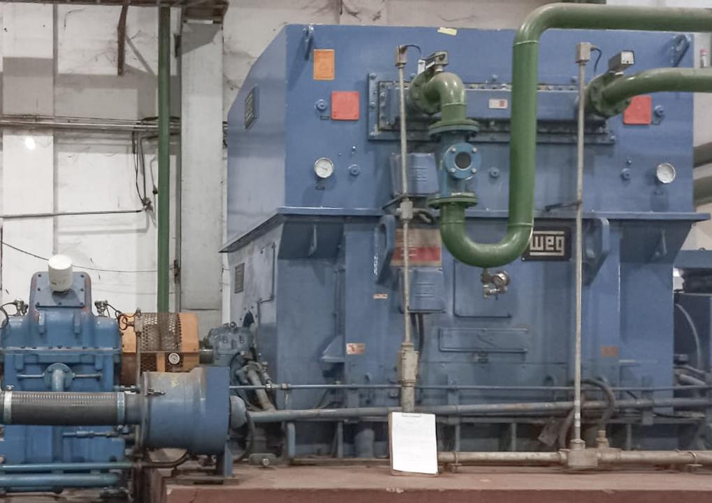 Ein industrieller Dampfstromgenerator.