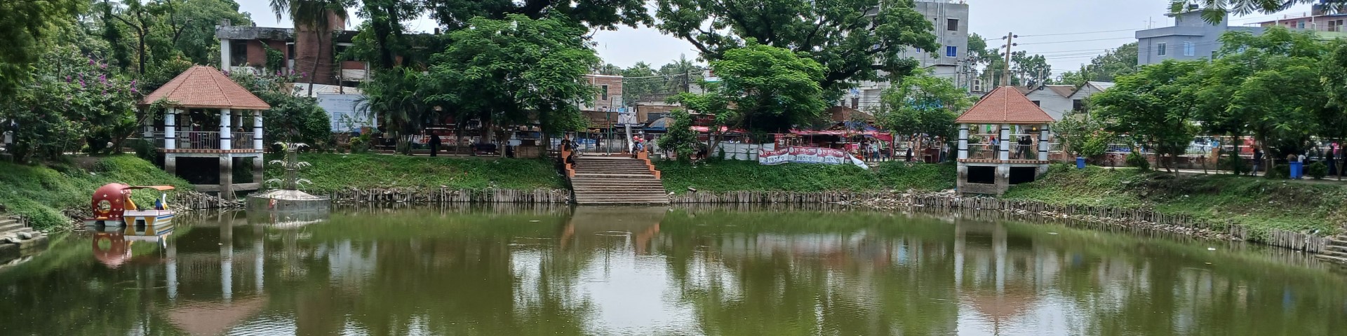 Der Gaibandha Municipality Park bietet Grünflächen und Spazierwege.